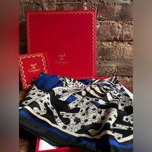 Must de Cartier silk scarf